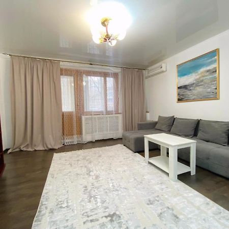 Comfortable Apartment, Samal 2 Almaty Exterior foto