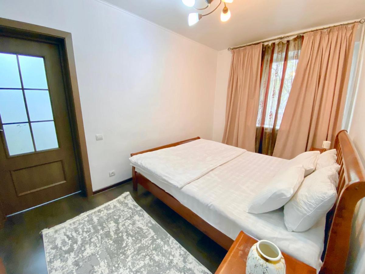 Comfortable Apartment, Samal 2 Almaty Exterior foto